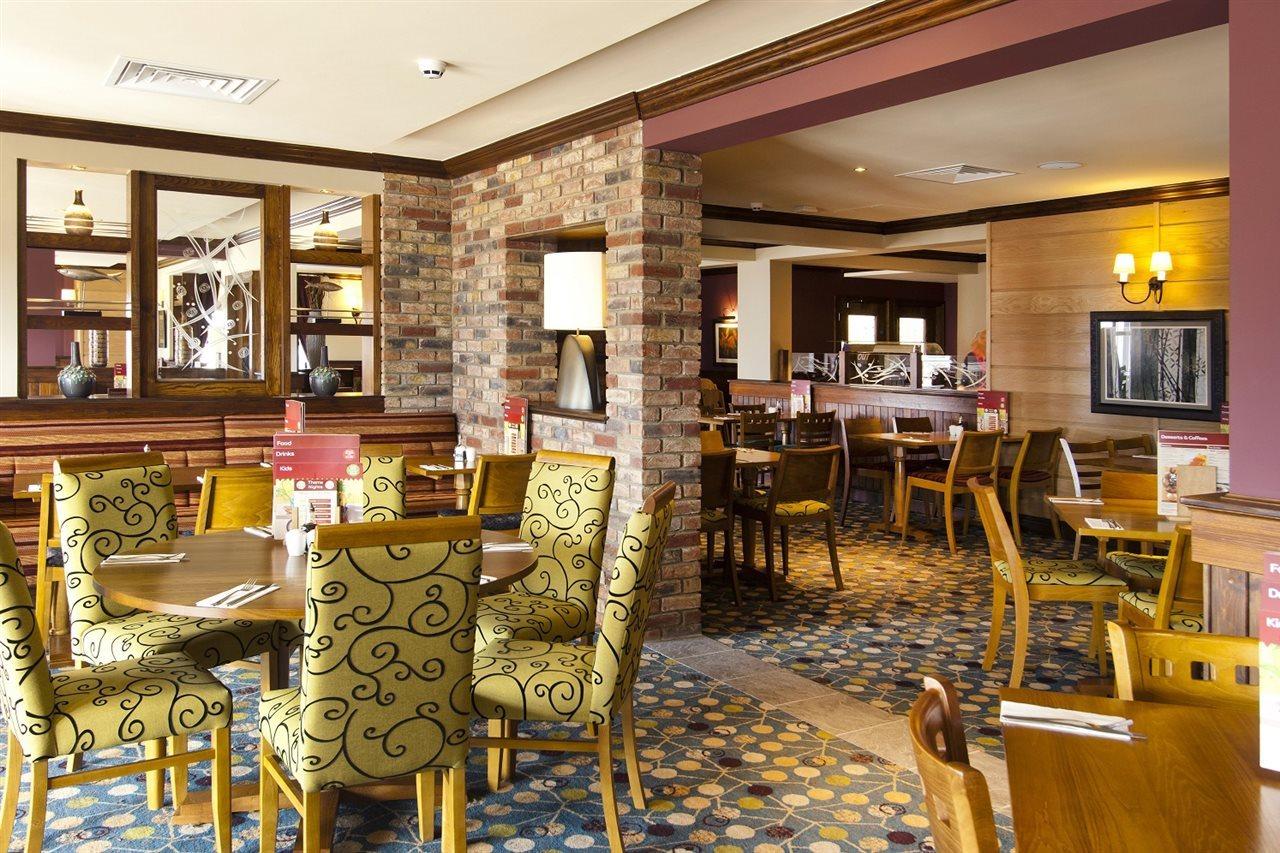 Premier Inn Bicester Exteriér fotografie