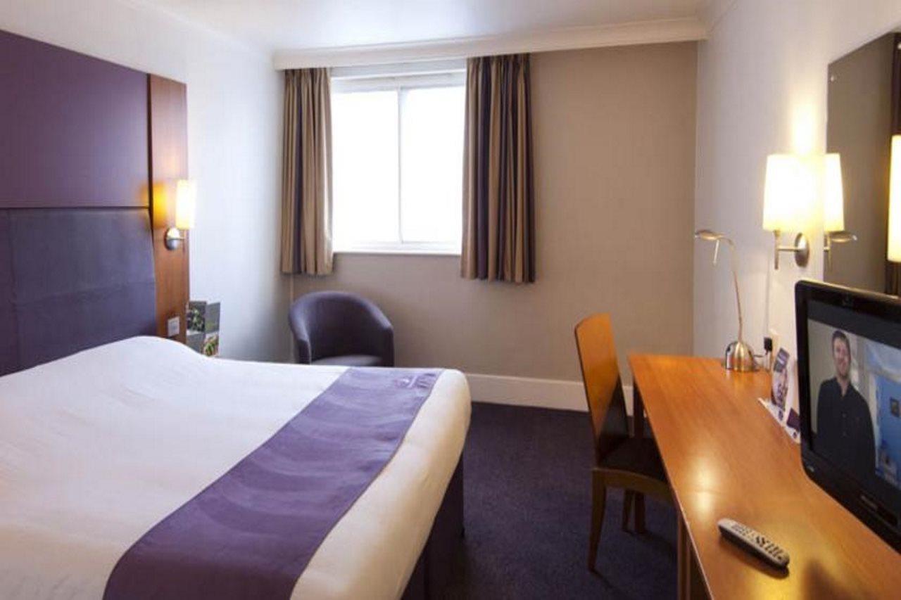 Premier Inn Bicester Exteriér fotografie