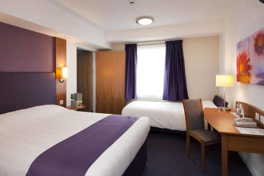 Premier Inn Bicester Exteriér fotografie