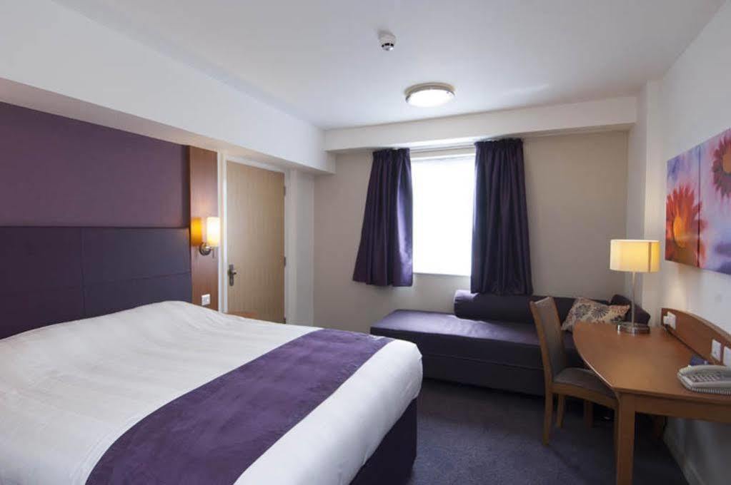 Premier Inn Bicester Exteriér fotografie
