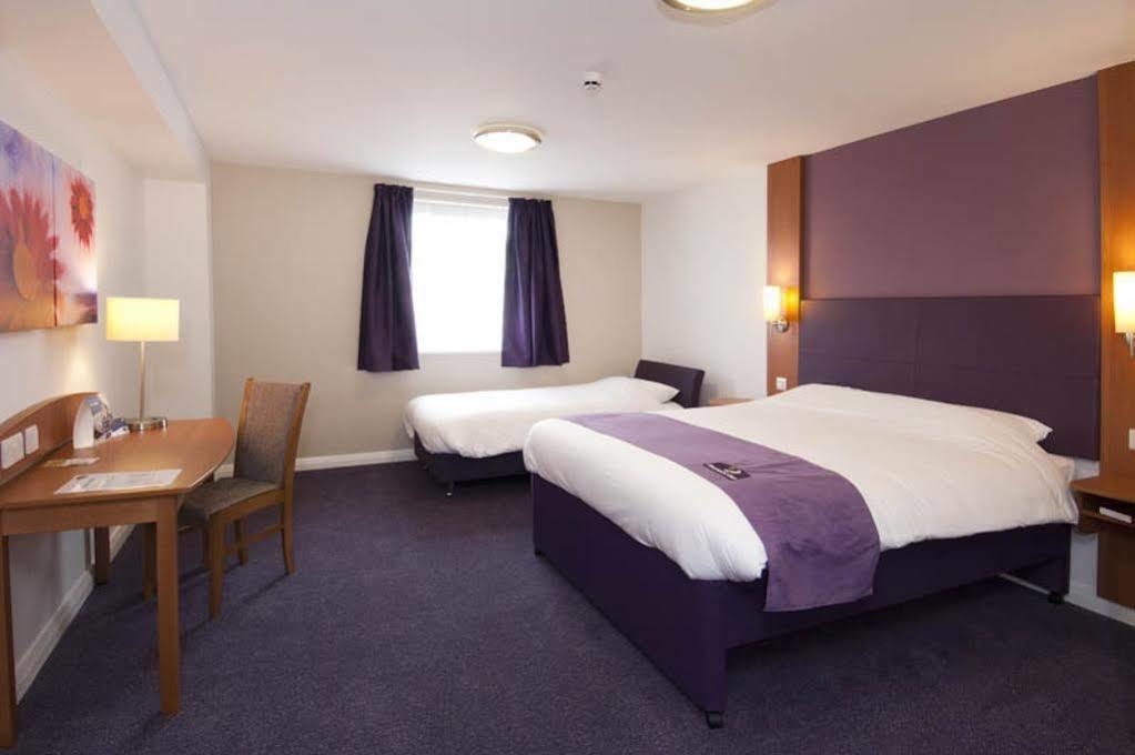 Premier Inn Bicester Exteriér fotografie