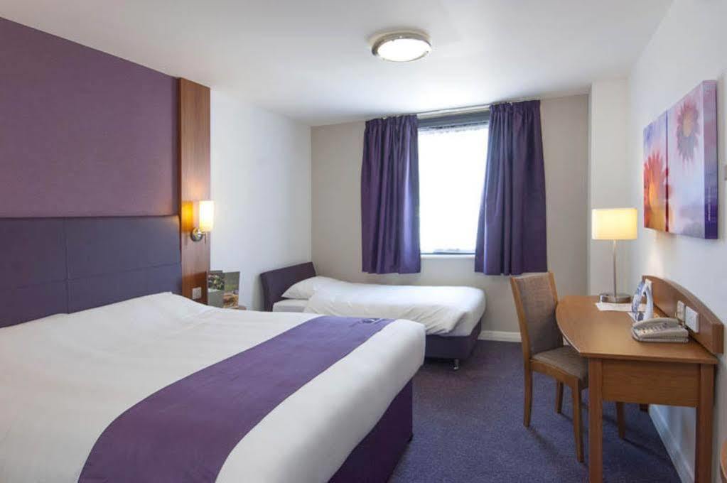 Premier Inn Bicester Exteriér fotografie
