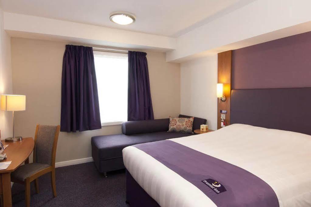 Premier Inn Bicester Exteriér fotografie