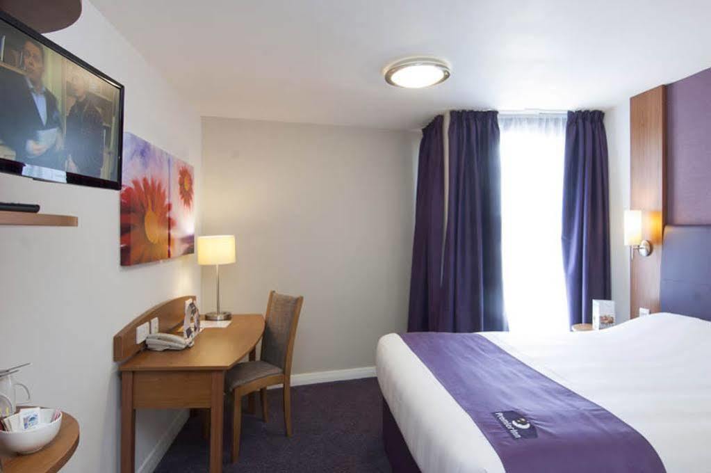Premier Inn Bicester Exteriér fotografie